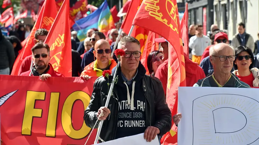 Agatino Privitera al corteo del 1 maggio Foto Bruni