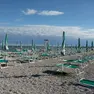 La spiaggia di Marina Julia pronta per la nuova stagione (Bonaventura)