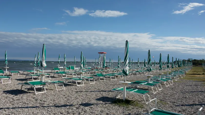 La spiaggia di Marina Julia pronta per la nuova stagione (Bonaventura)