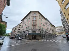 Il complesso residenziale in fase di riqualificazione tra via Combi e via Colautti Foto Silvano