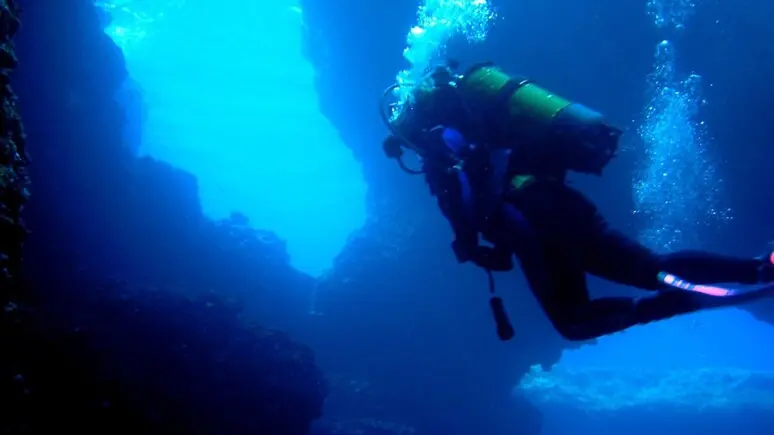 Maldive, cinque italiani morti in immersione: tra le vittime anche un padovano