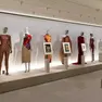 Abiti e opere d'arte in mostra al Metropolitan Museum di New York
