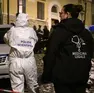 Gli operatori prima degli accertamenti in via Machlig (foto Massimo Silvano)
