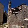 Uno scorcio dell’edificio in parte crollato foto da novilist.hr
