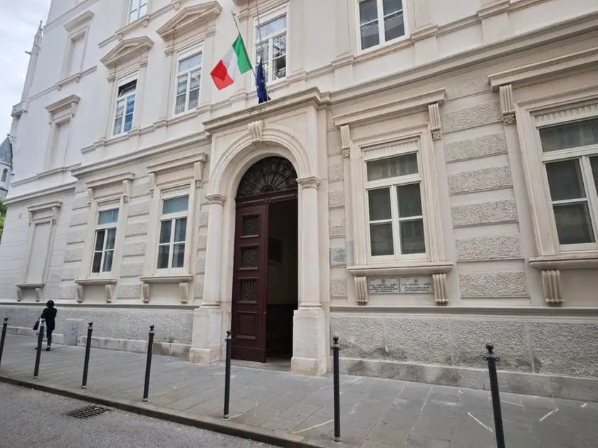 La sede di via Corsi (Lasorte)