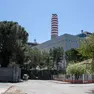Il rendering diffuso nel marzo 2023 dal Comune e in alto l’area della centrale Foto Bonaventura
