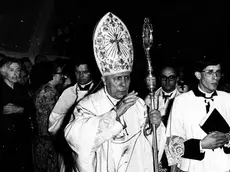 Monsignor Antonio Santin assieme a don Ettore Malnati
