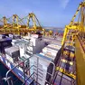 Una nave all’ormeggio al Molo VII a Trieste