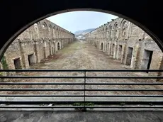 Gli spazi del Silos visti dal vicino parcheggio (foto Andrea Lasorte)
