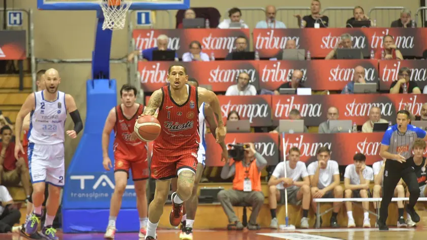 Basket, "Not in my house!": Trieste ruggisce, batte Brescia e si prende la bella