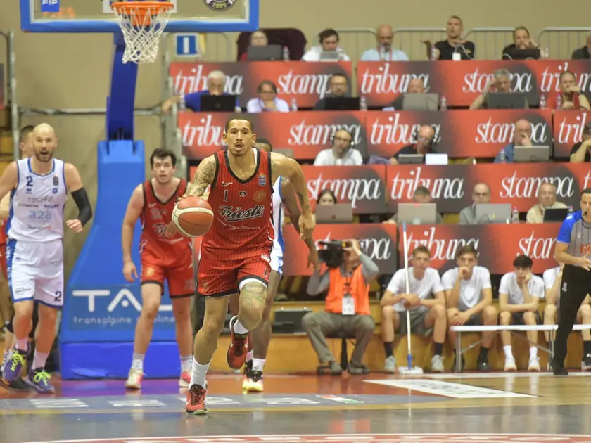 La Pallacanestro Trieste batte Brescia 83-77. Foto Bruni
