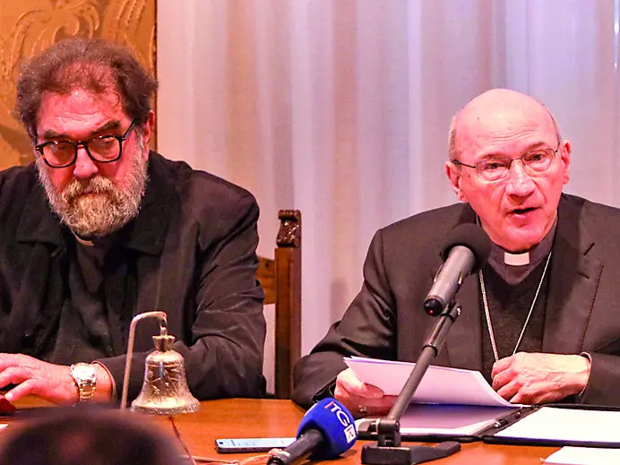 Don Paolo Zuttion (Caritas) con l’amministratore apostolico Carlo Redaelli