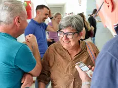 Flavia Viola la celebra vittoria ai seggi (foto Daniele Tibaldi)