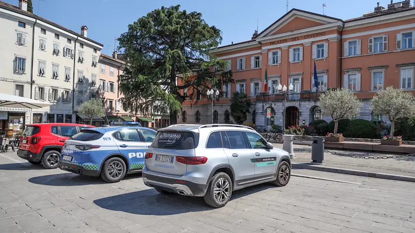 L’esterno del palazzo della prefettura Foto Tibaldi