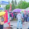 I lavoratori di StarTech in presidio ai cancelli della fabbrica. La protesta si è tenuta l’11 maggio per il ritardo della liquidazione degli stipendi di aprile. Foto Silvano
