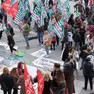 Foto d’archivio di una protesta dei servizi educativi in piazza Unità (Silvano)