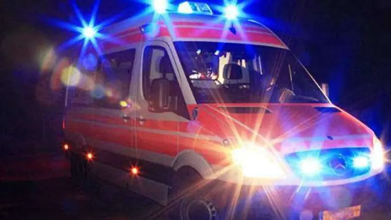 Incidente mortale nella notte sulla Strada del Vallone: due giovani motociclisti perdono la vita