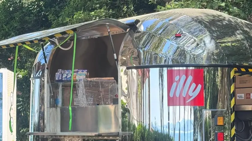 Il chiosco di illycaffè a Miramare