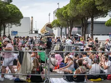 L'attesa a Lignano per il concerto di Tiziano Ferro (Simone De Luca)