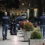 L’operazione nazionale a Trieste ha portato anche al sequestro di coltelli, mazze da baseball e bastoni Foto Lasorte