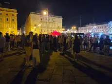 La festa alla base del molo Audace