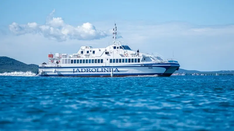Il catamarano Silba della Jadrolinija in navigazione (foto dal sito Jadrolinija)