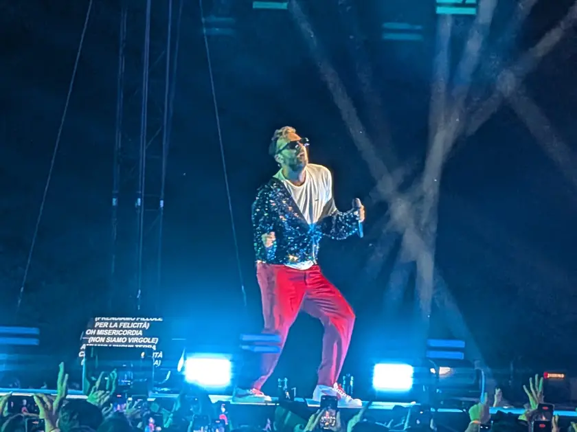 Cesare Cremonini sul palco a Gorizia