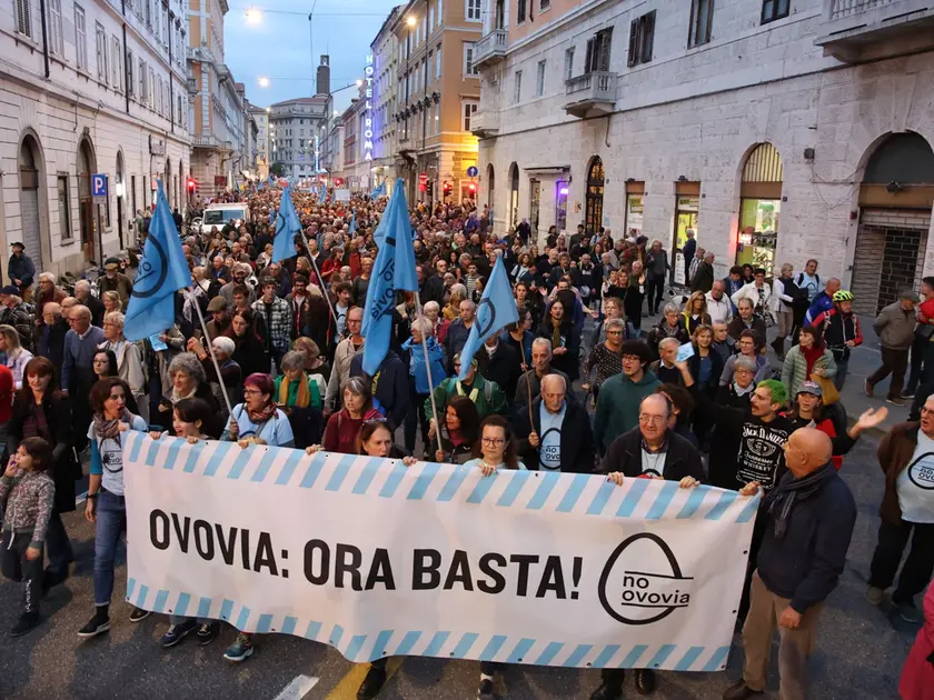 Una protesta dei No Ovovia a Trieste (Lasorte)