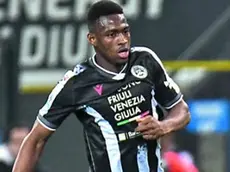 Il calciatore bianconero Idrissa Gueye in un’azione di gioco