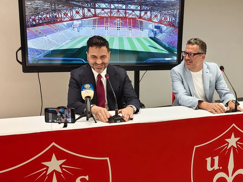 La presentazione del nuovo direttore generale della Triestina D'Aniello (Bruni)