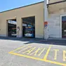 La stazione delle corriere di Muggia, dove è avvenuto l'accoltellamento