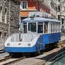 Il tram fermo in via Commerciale (fotoservizio Andrea Lasorte)