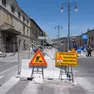 Il tratto di via Flavio Gioia riorganizzato, con i 28 nuovi stalli gestiti dalle Ferrovie Foto Massimo Silvano