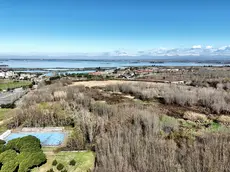 Una veduta della maxi area ora all’asta