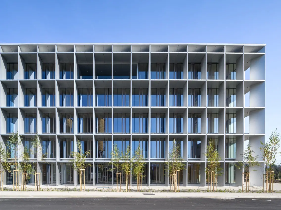 Il rendering dell’edificio; Jernej Vrtovec e Andrej Ribić