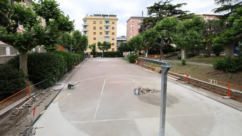 https://images.ilpiccolo.it/view/acePublic/alias/contentid/1rp9atnnv2tuk5zitzs/0/copia-di-copy-of-piazza-carlo-alberto.webp?f=16%3A9&amp;w=840