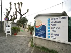 L’ingresso del bagno San Rocco, lo stabilimento non aprirà questa estate a Muggia Foto Lasorte