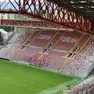 A sinistra lo stadio Rocco (foto Lasorte), a destra il concerto di Robbie Williams il 17 luglio dello scorso anno