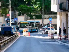 I lavori e il cantiere in via Commerciale (Foto Massimo Silvano)