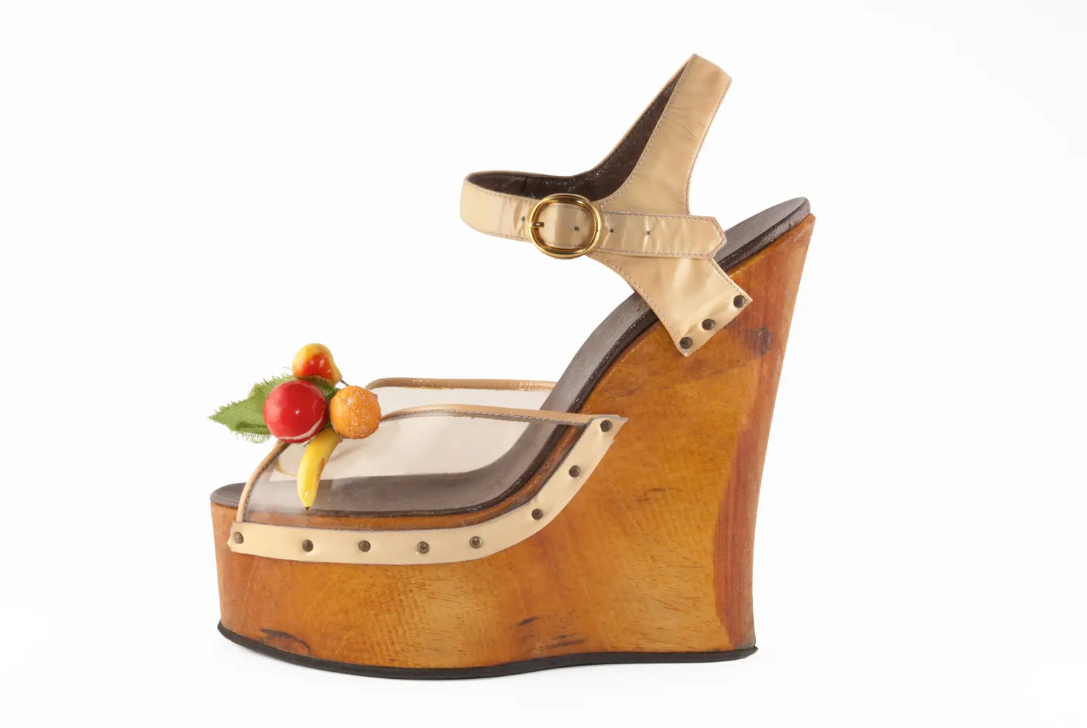 Fiorucci, Sandali con zeppa, 1970-75, Collezione Enrico Quinto e Paolo Tinarelli