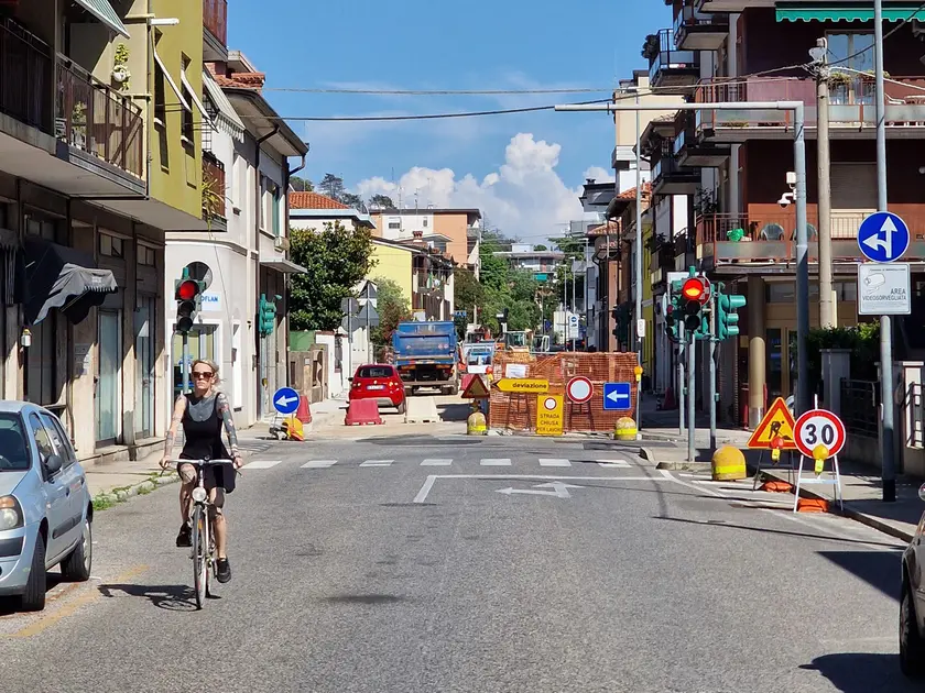 Via Galilei, a Monfalcone, teatro dell’odioso raggiro (foto Bonaventura)