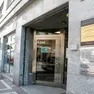 Nella foto a fianco il negozio “La Mela” aperto al posto di una banca in via Duca d’Aosta in centro a Monfalcone. (Bonaventura)