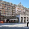 La gabbia e i lavori in corso per il restyling del Teatro lirico Giuseppe Verdi Foto Massimo Silvano