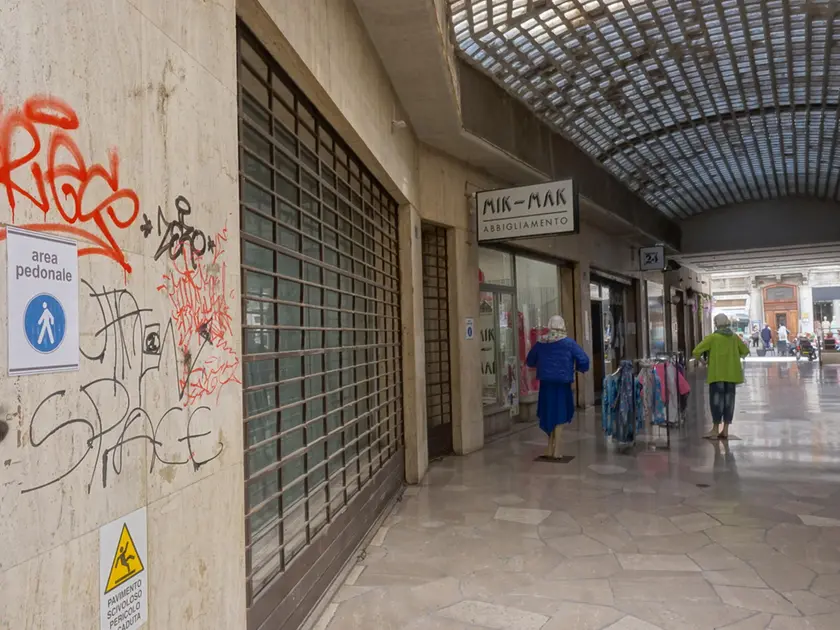 La galleria pedonale fra via Diaz e corso Verdi