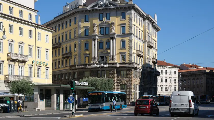 https://images.ilpiccolo.it/view/acePublic/alias/contentid/1s2oeb01k7aot9gywtr/0/copia-di-copy-of-il-palazzo-arrigoni-ph-massimo-silvano.webp?f=16%3A9&amp;w=840