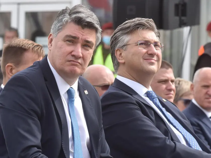 Il presidente Milanović e il premier Plenković (foto Večernji list)