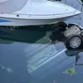 L'auto finita nel porticciolo
