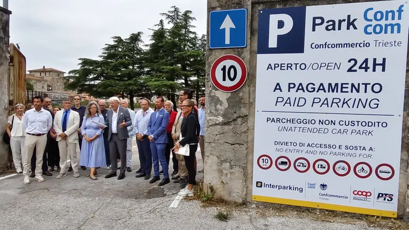L'inaugurazione del nuovo parcheggio (Bruni)