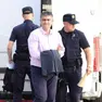 Il sindaco di Buie Vižintin al momento dell’arresto (foto La Voce)