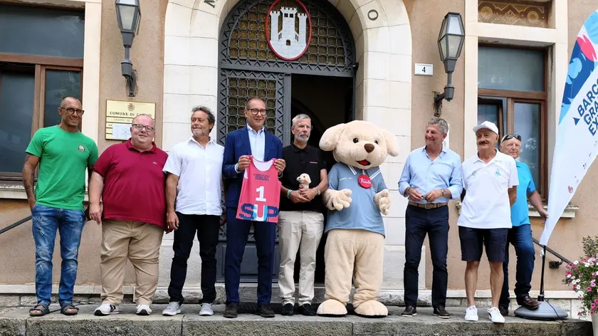 La presentazione esterno del Comune di Grado